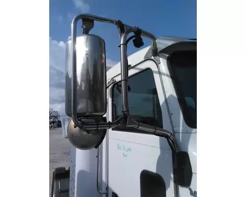 PETERBILT 337 MIRROR ASSEMBLY CABDOOR