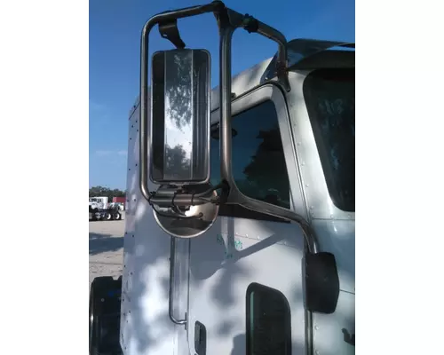 PETERBILT 337 MIRROR ASSEMBLY CABDOOR