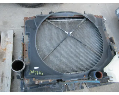 PETERBILT 337 Radiator