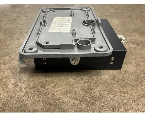 PETERBILT 337 Radio