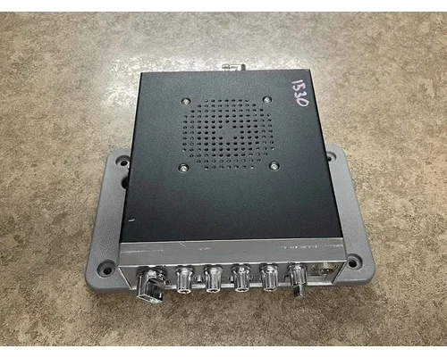 PETERBILT 337 Radio