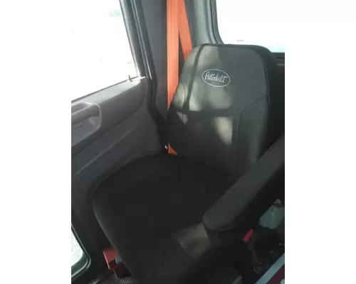 PETERBILT 337 SEAT, FRONT