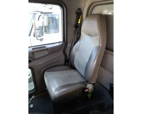 PETERBILT 337 SEAT, FRONT