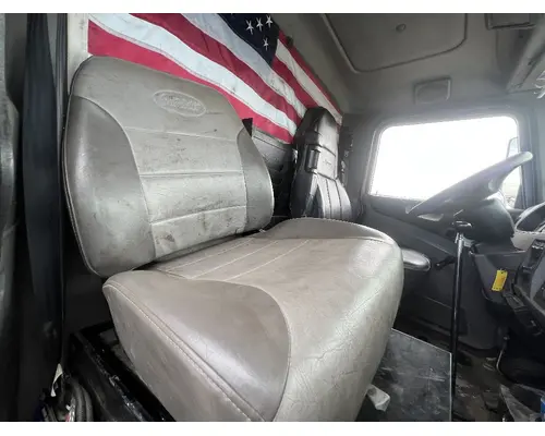 PETERBILT 337 Seat, Front