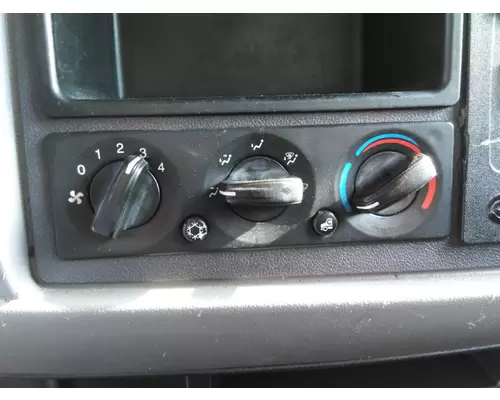 PETERBILT 337 TEMPERATURE CONTROL
