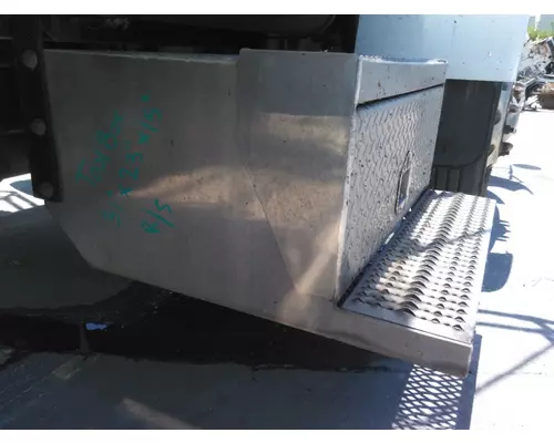 PETERBILT 337 TOOL BOX