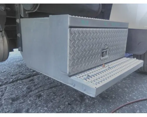 PETERBILT 337 TOOL BOX