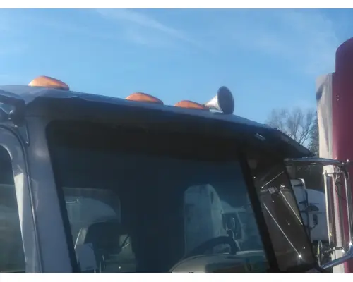 PETERBILT 340 CAB CLIP