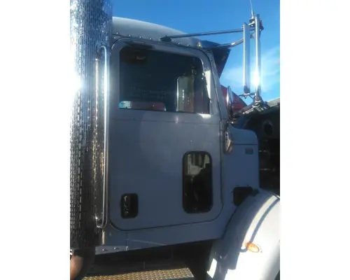 PETERBILT 340 CAB