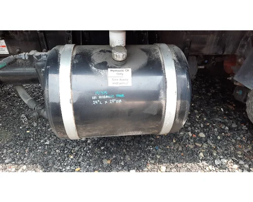 PETERBILT 340 HYDRAULIC TANK
