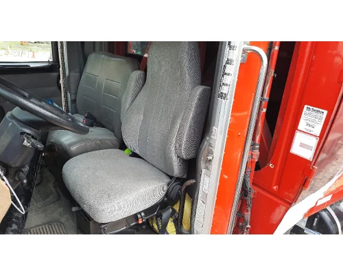 PETERBILT 340 SEAT, FRONT