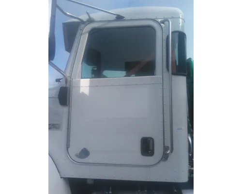 PETERBILT 348 2010-2021 DOOR ASSEMBLY, FRONT