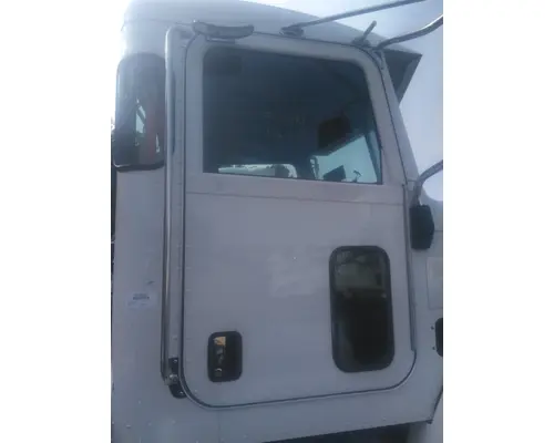 PETERBILT 348 2010-2021 DOOR ASSEMBLY, FRONT