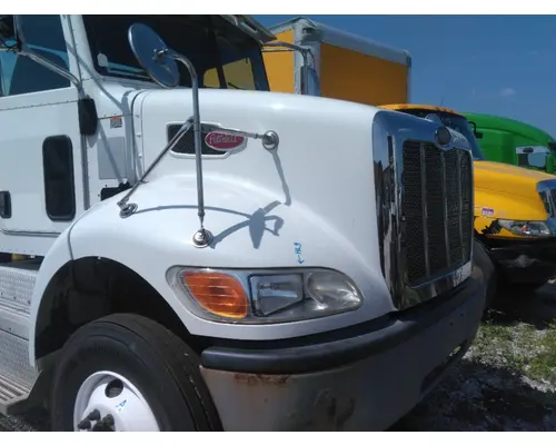 PETERBILT 348 2011-2020 HOOD