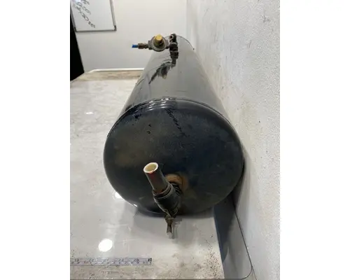 PETERBILT 348 Air Tank