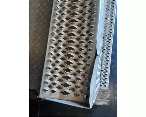 PETERBILT 348 Battery BoxTray