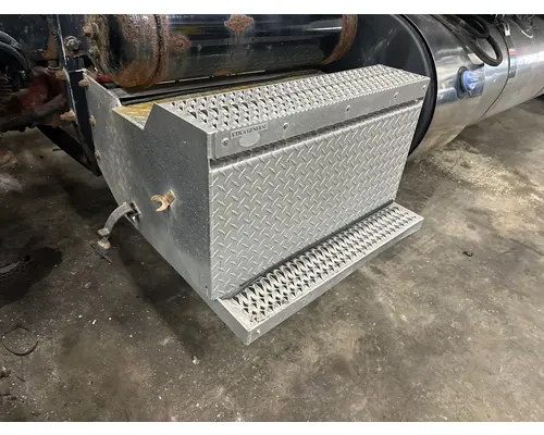 PETERBILT 348 Battery Box