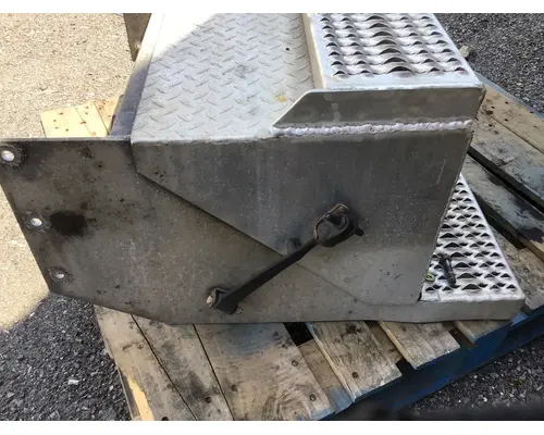 PETERBILT 348 Battery Box
