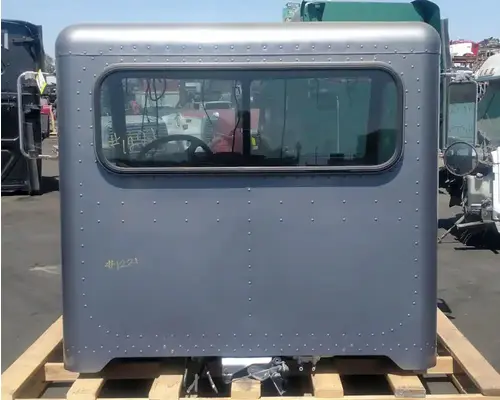 PETERBILT 348 Cab Assembly
