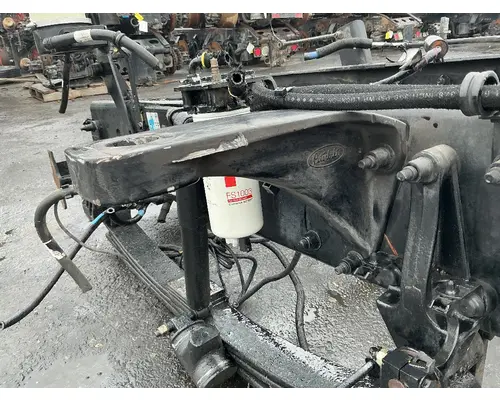 PETERBILT 348 Cab Mount Bracket
