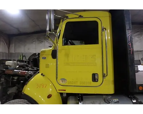 PETERBILT 348 Cab