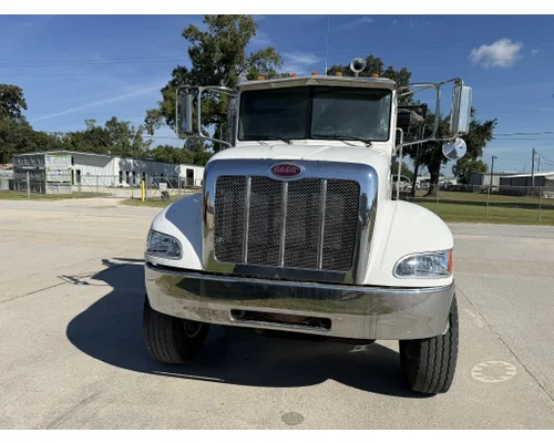 PETERBILT 348 Complete Vehicle