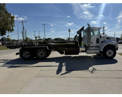 PETERBILT 348 Complete Vehicle