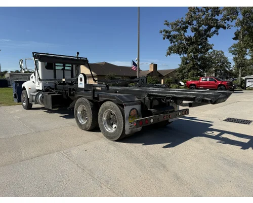 PETERBILT 348 Complete Vehicle