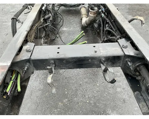 PETERBILT 348 Crossmember