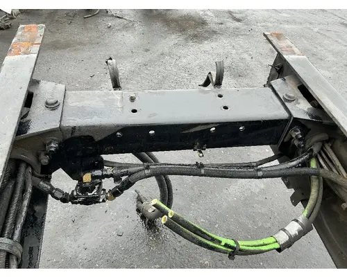 PETERBILT 348 Crossmember
