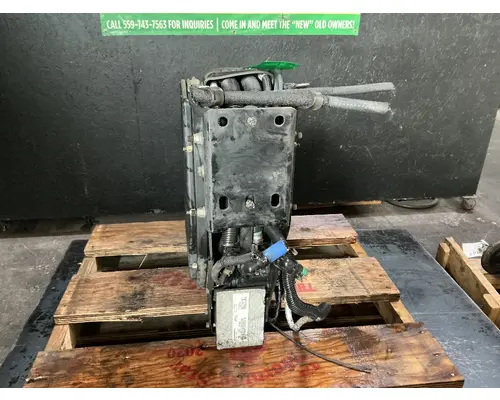 PETERBILT 348 DEF Tank