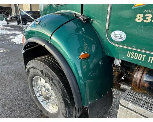 PETERBILT 348 Fender Extension