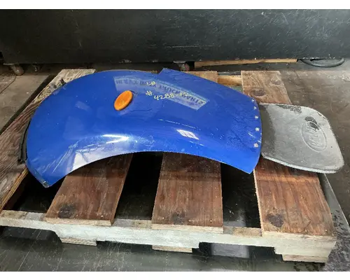 PETERBILT 348 Fender Extension