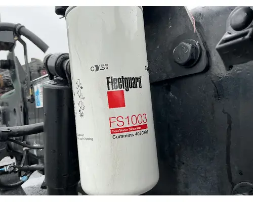 PETERBILT 348 FilterWater Separator