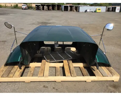 PETERBILT 348 Hood