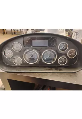 PETERBILT 348 Instrument Cluster