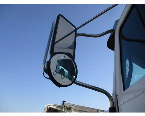 PETERBILT 348 MIRROR ASSEMBLY CABDOOR