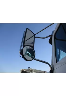 PETERBILT 348 MIRROR ASSEMBLY CAB/DOOR