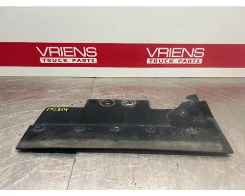 PETERBILT 348 Radiator Shroud