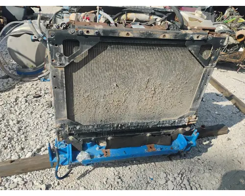 PETERBILT 348 Radiator
