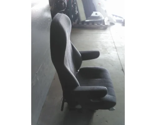PETERBILT 348 SEAT, FRONT