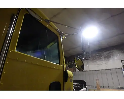 PETERBILT 348 Side View Mirror