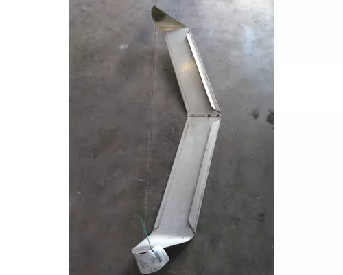 PETERBILT 349 CAB CLIP