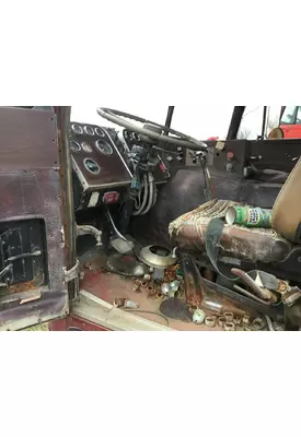 PETERBILT 352 Cab Assembly