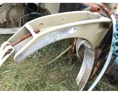 PETERBILT 352 Fuel Tank Strap