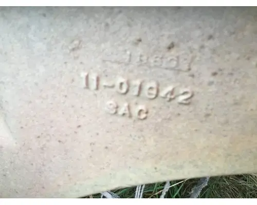 PETERBILT 352 Fuel Tank Strap