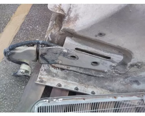 PETERBILT 357 1985-2007 HOOD