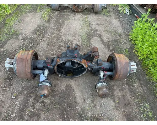 PETERBILT 357 Axle Housing (Front)