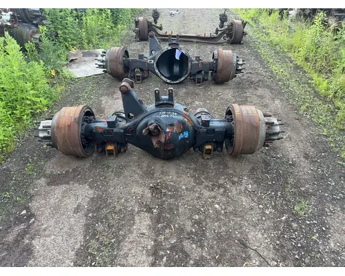 PETERBILT 357 Axle Housing (Front)