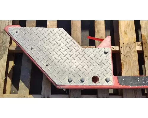 PETERBILT 357 Bumper Assembly, Front